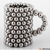 MAGNETIC BALLS